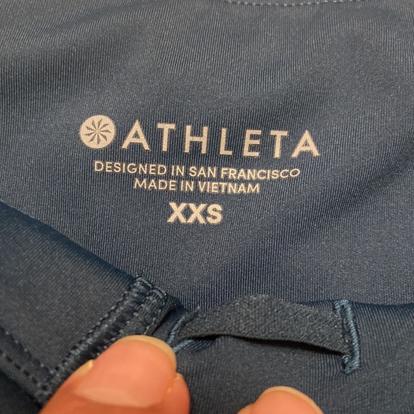 Athleta Oasis Contender leggings - Picture 2 of 6